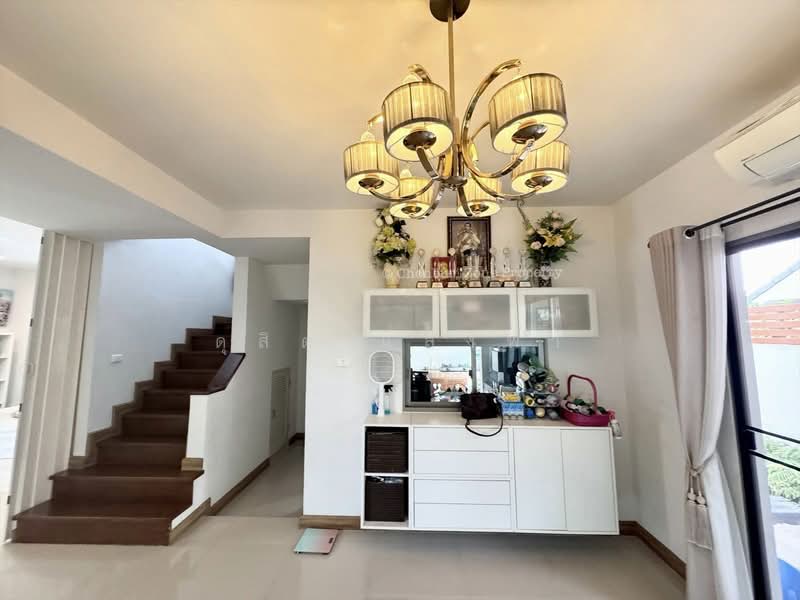 ขายบ้าน ม.ไลฟ์อินเดอะการ์เด้นท์ สวนเสือ ศรีราชา, Chon Buri (Pattaya), Surasak, Si Racha, Chon Buri (Pattaya), 3 Bedrooms, 150 sqm, Semi-Detached House (Twin House) For Sale, by Dusit Saengfa, 500248683 - DDproperty.com