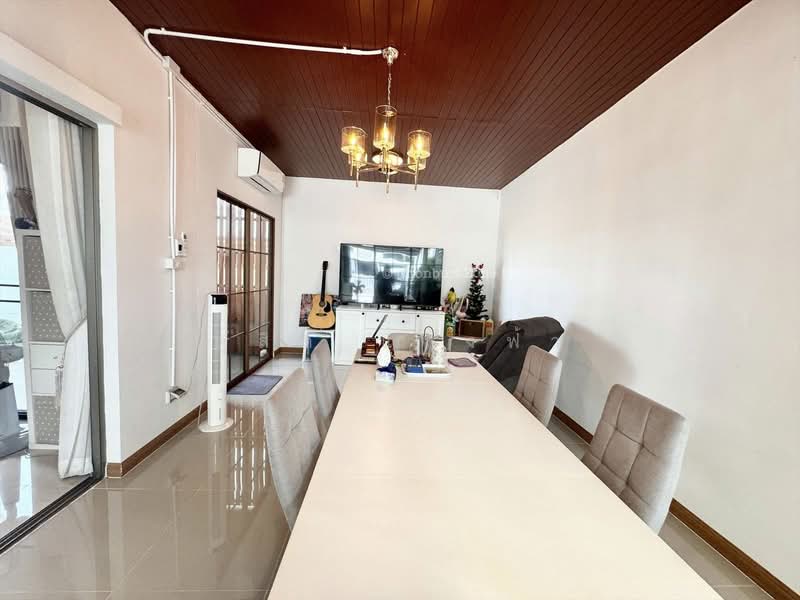 ขายบ้าน ม.ไลฟ์อินเดอะการ์เด้นท์ สวนเสือ ศรีราชา, Chon Buri (Pattaya), Surasak, Si Racha, Chon Buri (Pattaya), 3 Bedrooms, 150 sqm, Semi-Detached House (Twin House) For Sale, by Dusit Saengfa, 500248683 - DDproperty.com