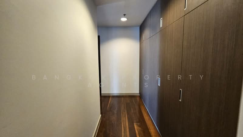 Piya Residence, Bangkok, Soi Sukhumvit 28-30, Khong Tan, Khlong Toei, Bangkok, 3 Bedrooms, 162 sqm, Condo For Rent, by BANGKOK PROPERTY AGENTS, 500248687 - DDproperty.com
