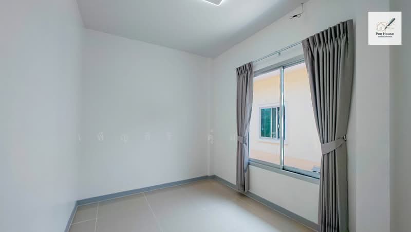 หมู่บ้าน ราชพฤกษ์ สุวรรณภูมิ-ลาดกระบัง เฟส 2, Bangkok, Lat Krabang, Lat Krabang, Bangkok, 3 Bedrooms, 25 sqm, Townhouse For Sale, by เพ็ญศิริ ตุ้มเทียน, 500248696 - DDproperty.com