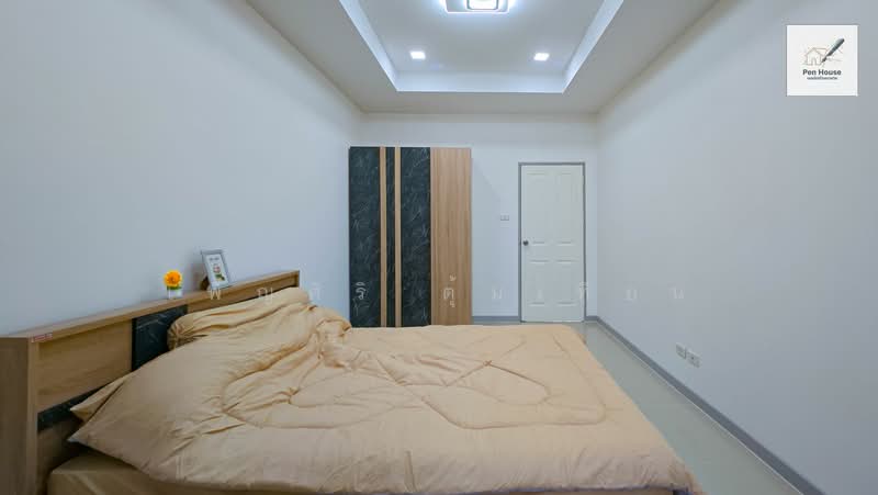 หมู่บ้าน ราชพฤกษ์ สุวรรณภูมิ-ลาดกระบัง เฟส 2, Bangkok, Lat Krabang, Lat Krabang, Bangkok, 3 Bedrooms, 25 sqm, Townhouse For Sale, by เพ็ญศิริ ตุ้มเทียน, 500248696 - DDproperty.com