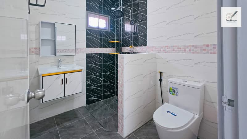 หมู่บ้าน ราชพฤกษ์ สุวรรณภูมิ-ลาดกระบัง เฟส 2, Bangkok, Lat Krabang, Lat Krabang, Bangkok, 3 Bedrooms, 25 sqm, Townhouse For Sale, by เพ็ญศิริ ตุ้มเทียน, 500248696 - DDproperty.com