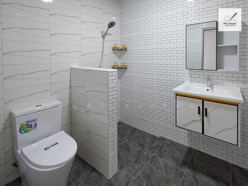 หมู่บ้าน ราชพฤกษ์ สุวรรณภูมิ-ลาดกระบัง เฟส 2, Bangkok, Lat Krabang, Lat Krabang, Bangkok, 3 Bedrooms, 25 sqm, Townhouse For Sale, by เพ็ญศิริ ตุ้มเทียน, 500248696 - DDproperty.com