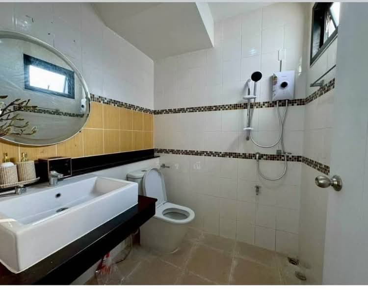 ขายบ้านเดี่ยว 2 ชั้น โครงการชลลดาพร้อมเฟอร์นิเจอร์ใหม่ทั้งหลัง, นครราชสีมา, หมื่นไวย, เมืองนครราชสีมา, นครราชสีมา, 250 ตร.ม., บ้านเดี่ยว ขาย, โดย วิรณี, 500248737 - DDproperty.com