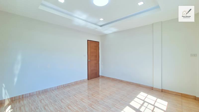 หมู่บ้านร่มทิพย์, กรุงเทพ, มีนบุรี, มีนบุรี, กรุงเทพ, 20 ตร.ม., ทาวน์เฮ้าส์ ขาย, โดย เพ็ญศิริ ตุ้มเทียน, 500248742 - DDproperty.com