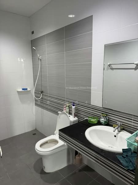 ให้เช่าอาคารพาณิชย์ 2 ชั้นครึ่ง ม.โคโค่ฮิลล์ อ่าวอุดม แหลมฉบัง ศรีราชา, ชลบุรี, ทุ่งสุขลา, ศรีราชา, ชลบุรี, 100 ตร.ม., ตึกแถว-อาคารพาณิชย์ ให้เช่า, โดย ดุสิต แสงฟ้า, 500248744 - DDproperty.com