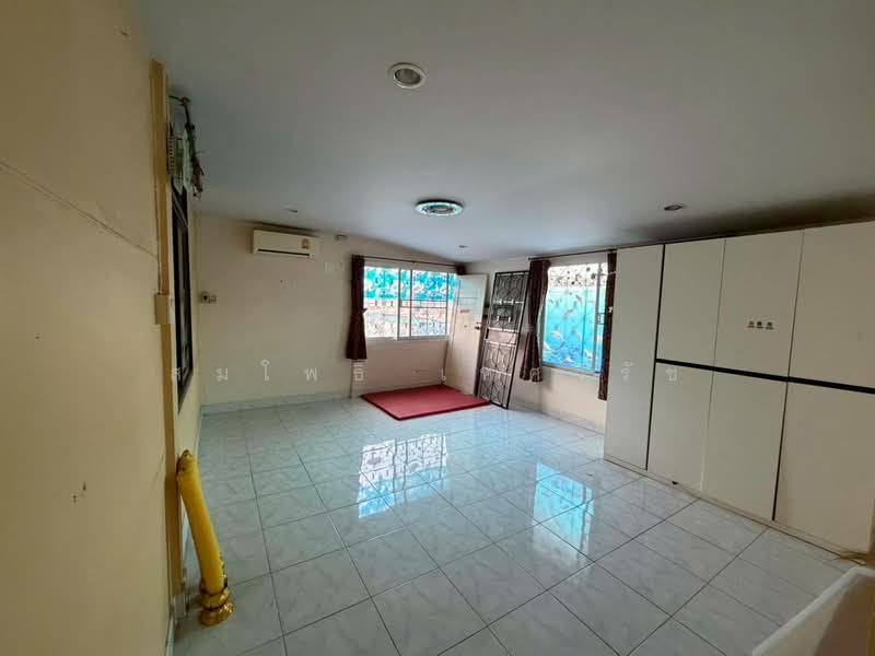 บ้านพร้อมที่ดิน รามอินทรา42, Bangkok, Ram Inthra, Khan Na Yao, Bangkok, 4 Bedrooms, 250 sqm, Single Detached House For Sale, by สมโพธิ เทศวิรัช, 500248748 - DDproperty.com