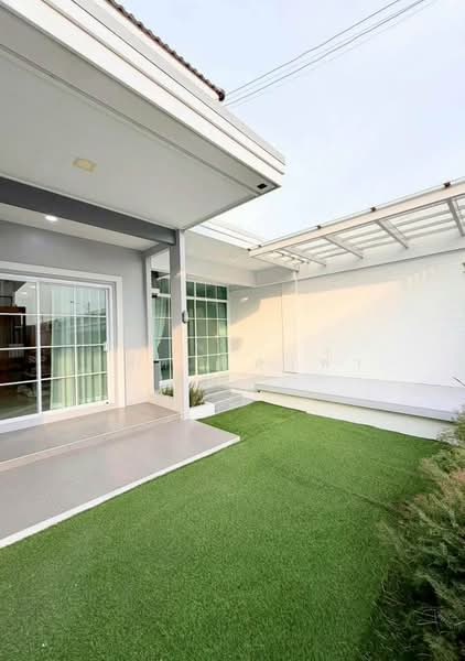 ขายบ้านเดี่ยวสวย หลังริม ม.มณีรินทร์พาร์ค บางพระ ศรีราชา, Chon Buri (Pattaya), Bang Phra, Si Racha, Chon Buri (Pattaya), 3 Bedrooms, 180 sqm, Single Detached House For Sale, by Dusit Saengfa, 500248750 - DDproperty.com