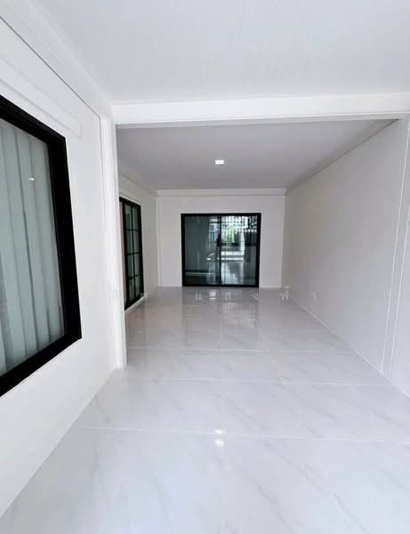 ขายบ้านเดี่ยวสวย หลังริม ม.มณีรินทร์พาร์ค บางพระ ศรีราชา, ชลบุรี, บางพระ, ศรีราชา, ชลบุรี, 180 ตร.ม., บ้านเดี่ยว ขาย, โดย ดุสิต แสงฟ้า, 500248750 - DDproperty.com