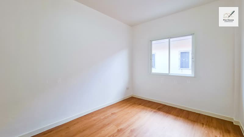 Ruenruedee 3 Ramintra-Hathairaj, Bangkok, Hathairat Road, Min Buri, Min Buri, Bangkok, 2 Bedrooms, 22 sqm, Townhouse For Sale, by เพ็ญศิริ ตุ้มเทียน, 500248752 - DDproperty.com