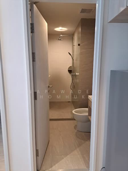 Reference Sathorn-Wongwianyai, Bangkok, Krung Thonburi 2 Alley, Bang Lam Phu Lang, Khlong San, Bangkok, 1 Bedroom, 32 sqm, Condo For Rent, by Napawadee Homhuk, 500248757 - DDproperty.com