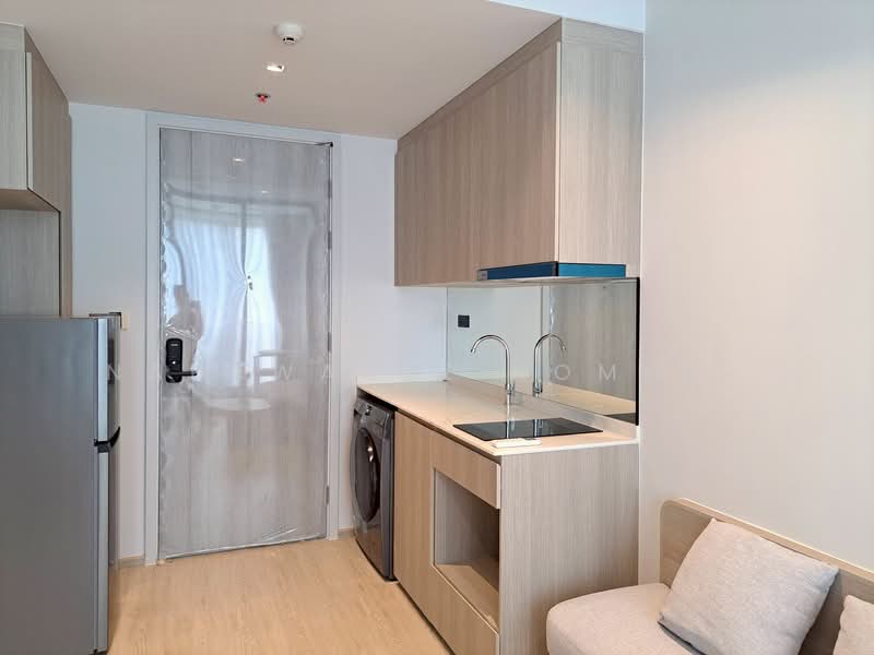 Reference Sathorn-Wongwianyai, Bangkok, Krung Thonburi 2 Alley, Bang Lam Phu Lang, Khlong San, Bangkok, 1 Bedroom, 32 sqm, Condo For Rent, by Napawadee Homhuk, 500248757 - DDproperty.com