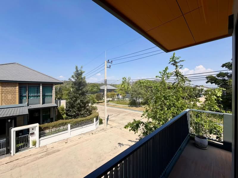 ขายบ้านเดี่ยวหลังใหญ่ หลังมุม ม.ธาดาพาร์คเวย์ล่า ใกล้โรบินสันบ่อวิน, Chon Buri (Pattaya), Bo Win, Si Racha, Chon Buri (Pattaya), 4 Bedrooms, 350 sqm, Single Detached House For Sale, by Dusit Saengfa, 500248770 - DDproperty.com