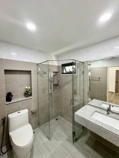 ขายบ้านเดี่ยวหลังใหญ่ หลังมุม ม.ธาดาพาร์คเวย์ล่า ใกล้โรบินสันบ่อวิน, Chon Buri (Pattaya), Bo Win, Si Racha, Chon Buri (Pattaya), 4 Bedrooms, 350 sqm, Single Detached House For Sale, by Dusit Saengfa, 500248770 - DDproperty.com