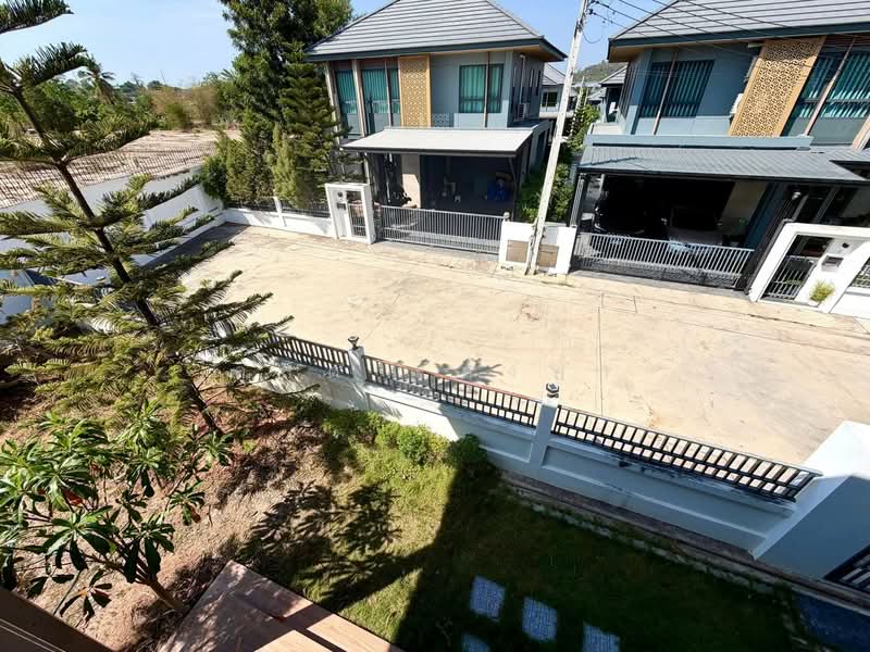 ขายบ้านเดี่ยวหลังใหญ่ หลังมุม ม.ธาดาพาร์คเวย์ล่า ใกล้โรบินสันบ่อวิน, ชลบุรี, บ่อวิน, ศรีราชา, ชลบุรี, 350 ตร.ม., บ้านเดี่ยว ขาย, โดย ดุสิต แสงฟ้า, 500248770 - DDproperty.com