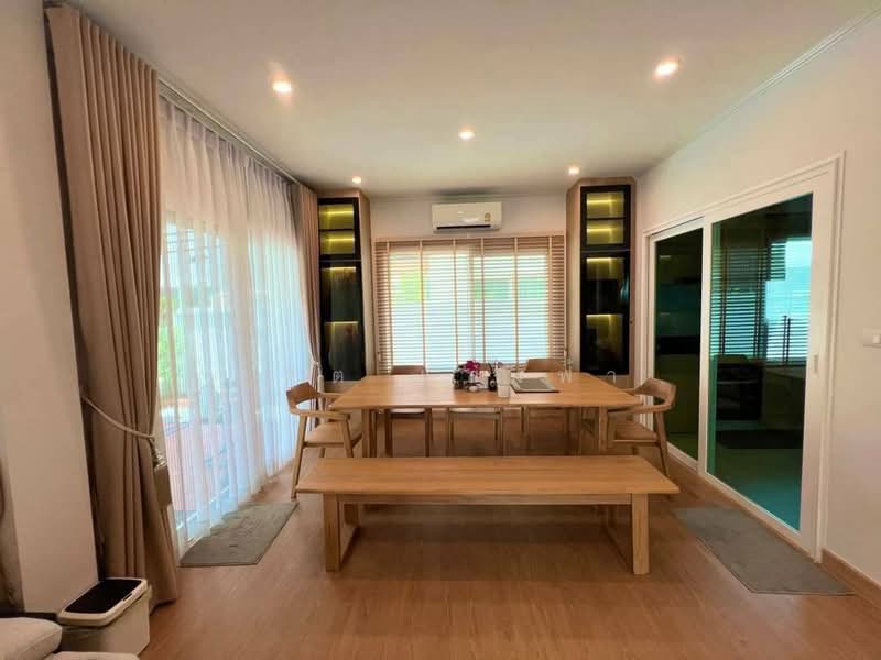 ขายบ้านเดี่ยวสวยบิ้วอินทั้งหลัง ม.ศุภาลัยวิลล์ บ่อวิน ศรีราชา, Chon Buri (Pattaya), Bo Win, Si Racha, Chon Buri (Pattaya), 4 Bedrooms, 150 sqm, Single Detached House For Sale, by Dusit Saengfa, 500248773 - DDproperty.com