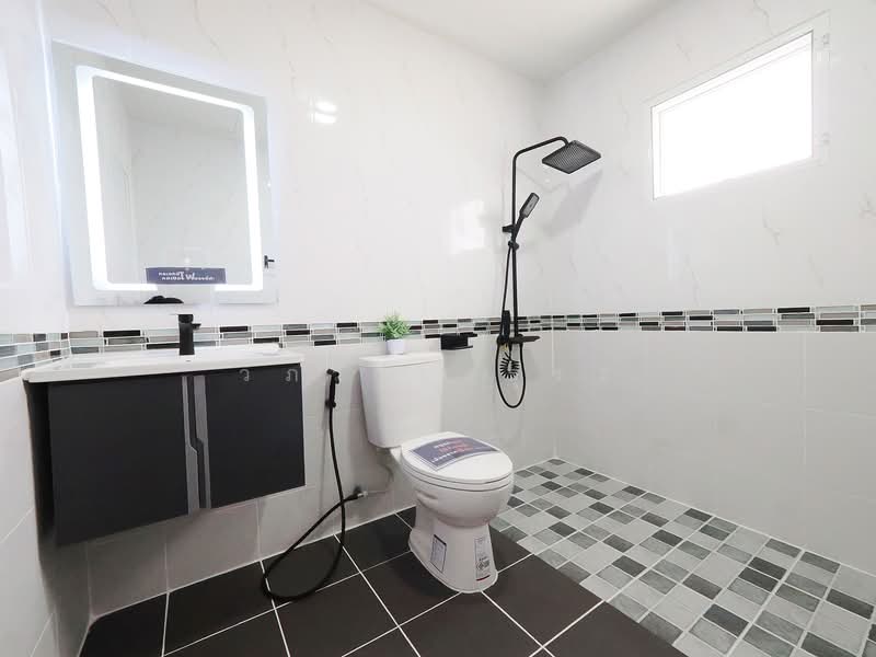 เขายราคาพิเศษ บ้านเดี่ยว 2 ชั้น โครงการเบญจทรัพย์นคร ขนาด 126.1 ตร.ว ขนาด 6 นอน 2 น้ำ บ้านหลังใหญ่ เ, Samut Sakhon, Khok Kham, Muang Samut Sakhon, Samut Sakhon, 6 Bedrooms, 600 sqm, Single Detached House For Sale, by wipa รุ่งธุระ, 500248776 - DDproperty.com