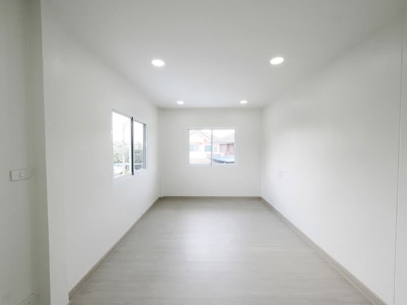 เขายราคาพิเศษ บ้านเดี่ยว 2 ชั้น โครงการเบญจทรัพย์นคร ขนาด 126.1 ตร.ว ขนาด 6 นอน 2 น้ำ บ้านหลังใหญ่ เ, Samut Sakhon, Khok Kham, Muang Samut Sakhon, Samut Sakhon, 6 Bedrooms, 600 sqm, Single Detached House For Sale, by wipa รุ่งธุระ, 500248776 - DDproperty.com