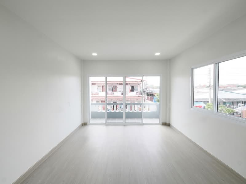 เขายราคาพิเศษ บ้านเดี่ยว 2 ชั้น โครงการเบญจทรัพย์นคร ขนาด 126.1 ตร.ว ขนาด 6 นอน 2 น้ำ บ้านหลังใหญ่ เ, Samut Sakhon, Khok Kham, Muang Samut Sakhon, Samut Sakhon, 6 Bedrooms, 600 sqm, Single Detached House For Sale, by wipa รุ่งธุระ, 500248776 - DDproperty.com