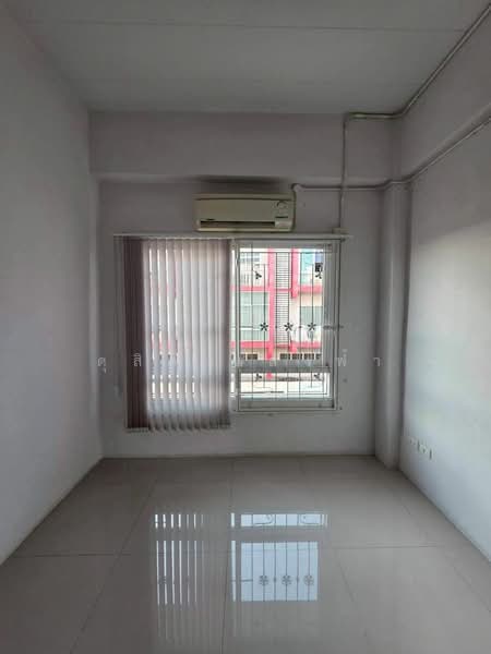 ให้เช่าอาคารพาณิชย์ 3 ชั้นครึ่ง ติดถนนมอเวย์ ศรีราชา, Chon Buri (Pattaya), Surasak, Si Racha, Chon Buri (Pattaya), , 80 sqm, Shophouse For Rent, by Dusit Saengfa, 500248777 - DDproperty.com