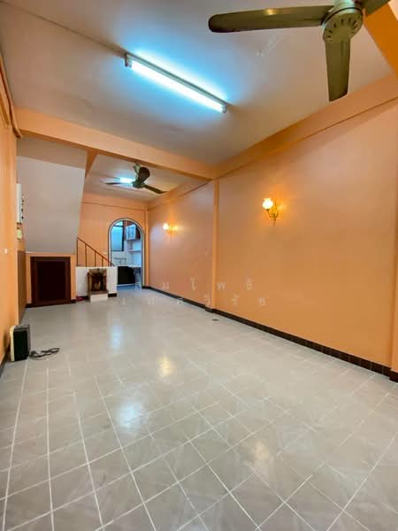 บ้านเจริญนคร14, Bangkok, Khlong Ton Sai, Khlong San, Bangkok, 3 Bedrooms, 64 sqm, Townhouse For Sale, by สมโพธิ เทศวิรัช, 500248778 - DDproperty.com