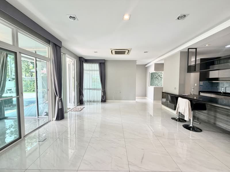 Mantana Lake Watcharapol, Bangkok, Sukhaphiban 5 Road, O-Ngoen, Sai Mai, Bangkok, 4 Bedrooms, 330 sqm, Single Detached House For Sale, by Paula ., 500248780 - DDproperty.com