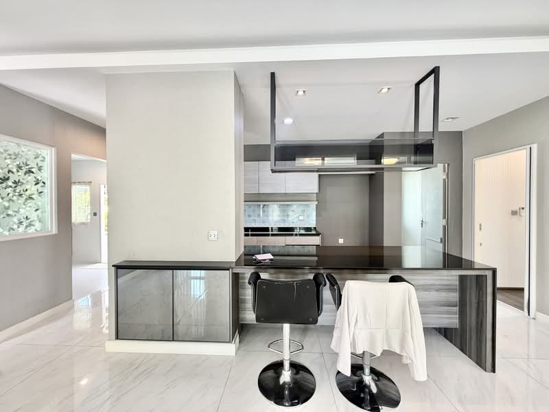 Mantana Lake Watcharapol, Bangkok, Sukhaphiban 5 Road, O-Ngoen, Sai Mai, Bangkok, 4 Bedrooms, 330 sqm, Single Detached House For Sale, by Paula ., 500248780 - DDproperty.com