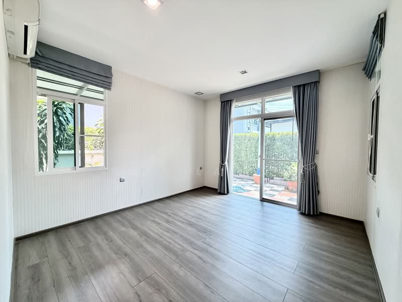 Mantana Lake Watcharapol, Bangkok, Sukhaphiban 5 Road, O-Ngoen, Sai Mai, Bangkok, 4 Bedrooms, 330 sqm, Single Detached House For Sale, by Paula ., 500248780 - DDproperty.com