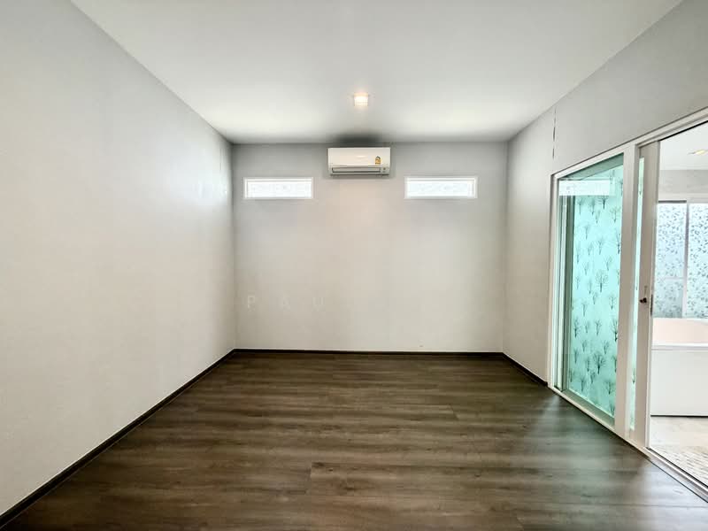 Mantana Lake Watcharapol, Bangkok, Sukhaphiban 5 Road, O-Ngoen, Sai Mai, Bangkok, 4 Bedrooms, 330 sqm, Single Detached House For Sale, by Paula ., 500248780 - DDproperty.com