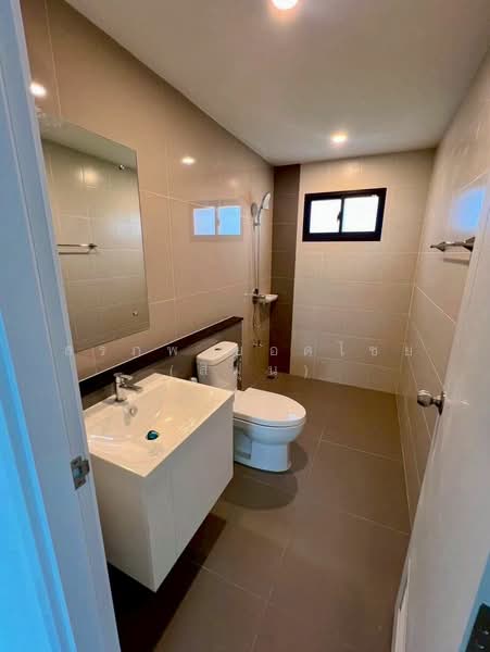 Passorn Chatuchot-Ramintra, Bangkok, Soi Nong Rahaeng, Kanchanaphisek parallel road, Sam Wa Tawan Tok, Khlong Sam Wa, Bangkok, 4 Bedrooms, 280 sqm, Single Detached House For Rent, by สรภพ ยอดไชย (สีฝุ่น), 500248786 - DDproperty.com