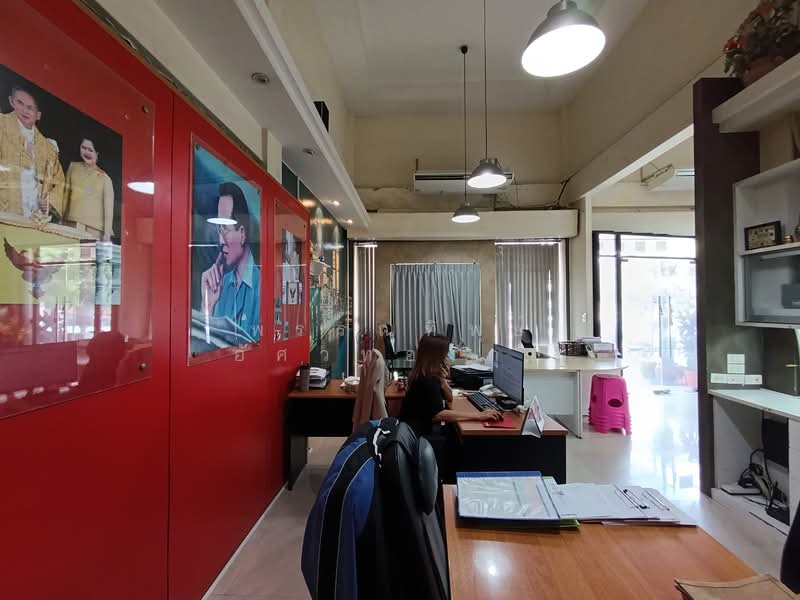 อาคารพาณิชย์ 2 คูหา อยู่หน้าสำนักงานเขตประเวศ, Bangkok, Prawet, Prawet, Bangkok, , 400 sqm, Office Space For Sale, by พรรณทิพย์ อัศวทองกุล, 500248793 - DDproperty.com