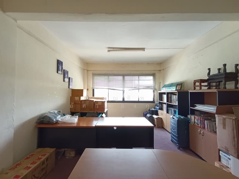 อาคารพาณิชย์ 2 คูหา อยู่หน้าสำนักงานเขตประเวศ, Bangkok, Prawet, Prawet, Bangkok, , 400 sqm, Office Space For Sale, by พรรณทิพย์ อัศวทองกุล, 500248793 - DDproperty.com