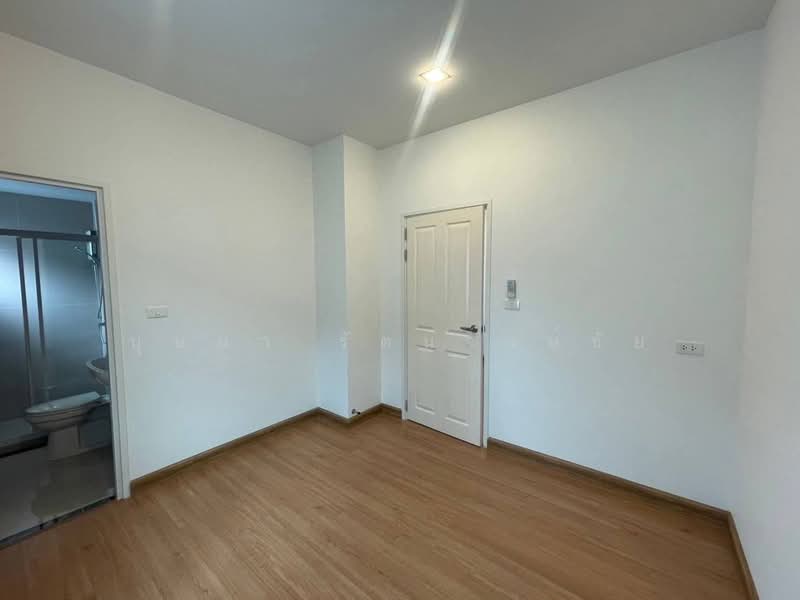 Golden Neo 2 Ladprao-Kaset Nawamin, Bangkok, Khlong Kum, Bueng Kum, Bangkok, 4 Bedrooms, 160 sqm, Single Detached House For Rent, by บุษบา รัตนวงษ์ชัย, 500248798 - DDproperty.com