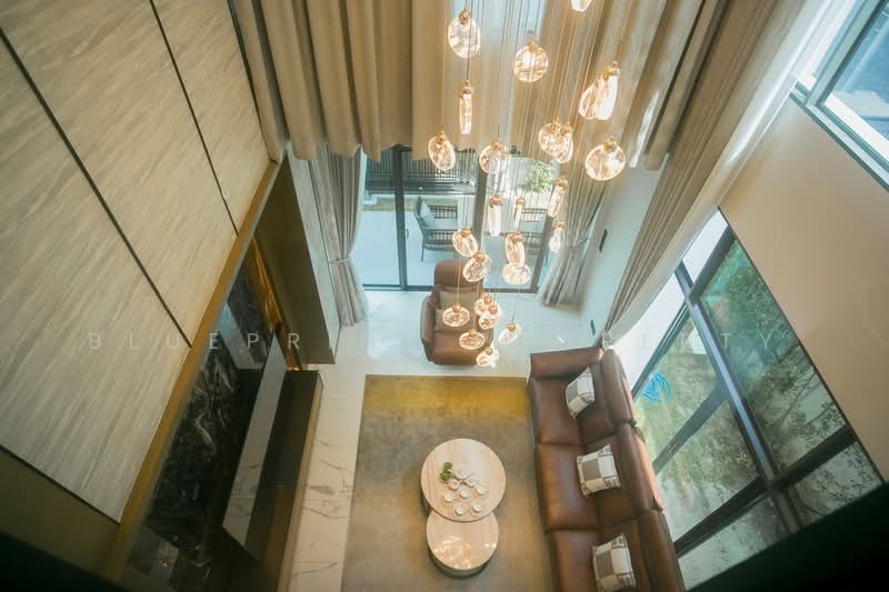 The Gentry Ekamai-Ladprao, Bangkok, 90 Soi Ladprao 94, Phlapphla, Wang Thonglang, Bangkok, 4 Bedrooms, 440 sqm, Single Detached House For Rent, by Blueprint Property, 500248799 - DDproperty.com