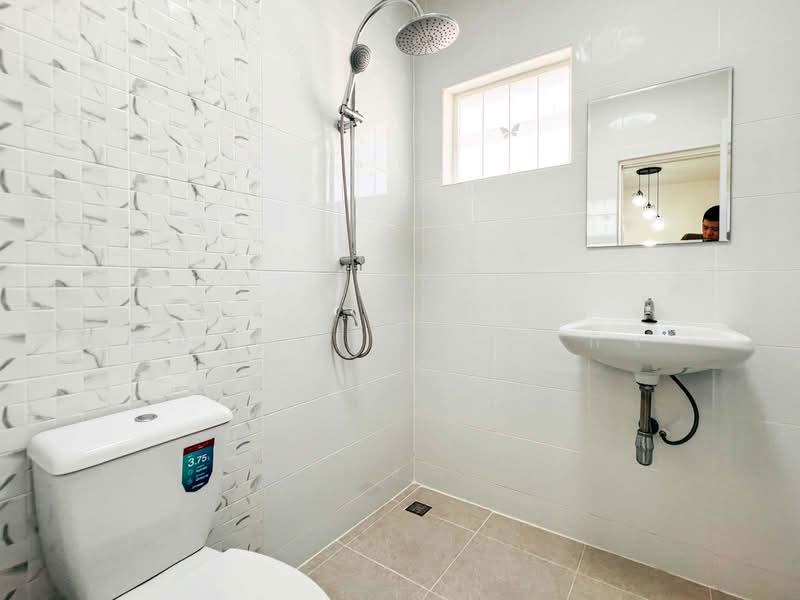 Baan Pruksa 40 Rangsit Klong 3, Pathum Thani, Soi Batanee Village, Khlong Sam, Khlong Luang, Pathum Thani, 3 Bedrooms, 120 sqm, Townhouse For Sale, by Somchai Ruechajirakit, 500248815 - DDproperty.com