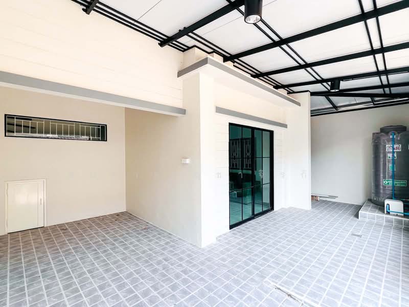 Baan Pruksa 40 Rangsit Klong 3, Pathum Thani, Soi Batanee Village, Khlong Sam, Khlong Luang, Pathum Thani, 3 Bedrooms, 120 sqm, Townhouse For Sale, by Somchai Ruechajirakit, 500248815 - DDproperty.com