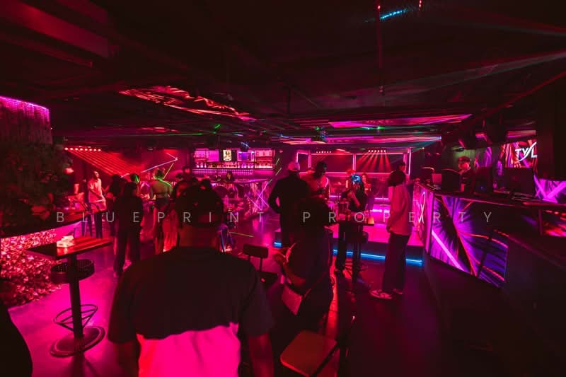 ให้เช่า - Night Club or Restuarant Sukhumvit Soi 1, กรุงเทพ