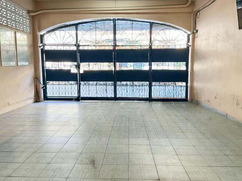 Phansak Villa Village, Pinklao, Bangkok, Arun Amarin, Bangkok Noi, Bangkok, 4 Bedrooms, 300 sqm, Townhouse For Sale, by เฮี้ยง อสังหา, 500248820 - DDproperty.com