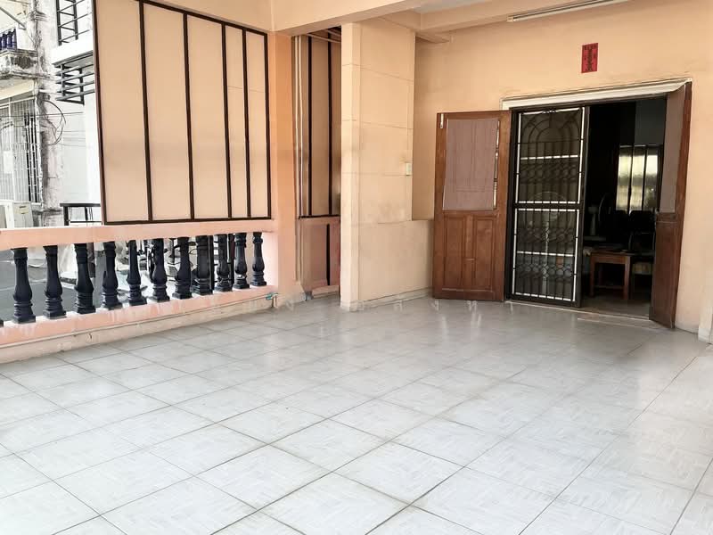 Phansak Villa Village, Pinklao, Bangkok, Arun Amarin, Bangkok Noi, Bangkok, 4 Bedrooms, 300 sqm, Townhouse For Sale, by เฮี้ยง อสังหา, 500248820 - DDproperty.com