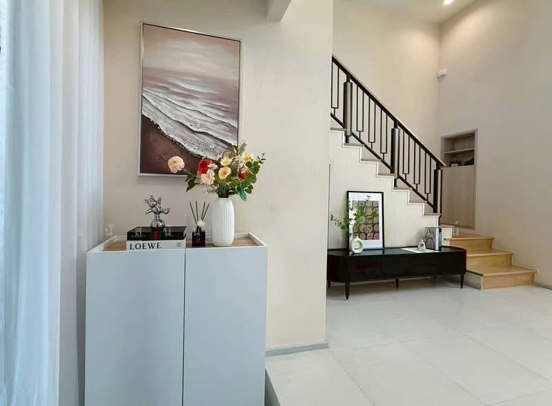 Estara Haven Pattanakan 20, Bangkok, Phatthanakan 20, Phatthanakan Road, Suan Luang, Suan Luang, Bangkok, 3 Bedrooms, 200 sqm, Townhouse For Sale, by มนัสนันท์ สิริรุจิรัตน์, 500248833 - DDproperty.com