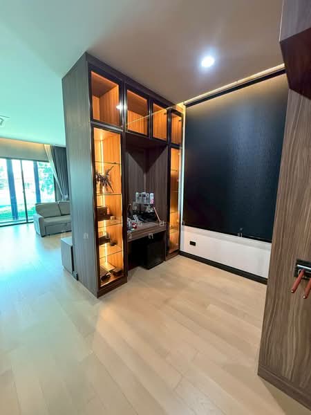 Setthasiri Thawiwatthana, Bangkok, Sala Thammasop Road, Sala Thammasop, Thawi Watthana, Bangkok, 5 Bedrooms, 345 sqm, Single Detached House For Sale, by Chaiya Sinlapavilawan, 500248880 - DDproperty.com