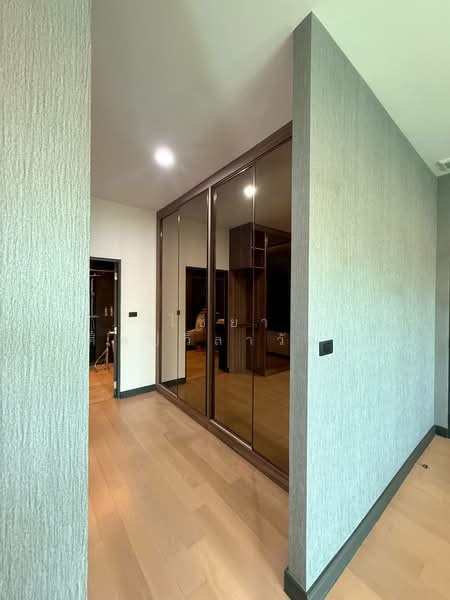 Setthasiri Thawiwatthana, Bangkok, Sala Thammasop Road, Sala Thammasop, Thawi Watthana, Bangkok, 5 Bedrooms, 345 sqm, Single Detached House For Sale, by Chaiya Sinlapavilawan, 500248880 - DDproperty.com