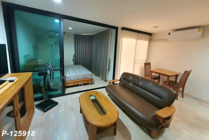 The Prime Suites, Bangkok, 17 Sukhumvit Soi 18, Khlong Toei, Khlong Toei, Bangkok, 1 Bedroom, 35 sqm, Condo For Rent, by Nichaphat Sakunchayapha, 500248886 - DDproperty.com