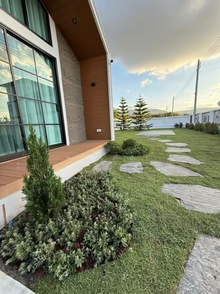 ปล่อยเช่าบ้านใหม่ให้เช่าเพิ่งสร้างเสร็จ “บ้านเขาใหญ่ หมูสี” เพื่ออยู่เองหรือนำไปปล่อยเช่า ค่าเช่า, Nakhon Ratchasima, Mu Si, Pak Chong, Nakhon Ratchasima, 4 Bedrooms, 130 sqm, Single Detached House For Rent, by พลิศภัสร์ โชคธนวีระกานต์, 500248908 - DDproperty.com