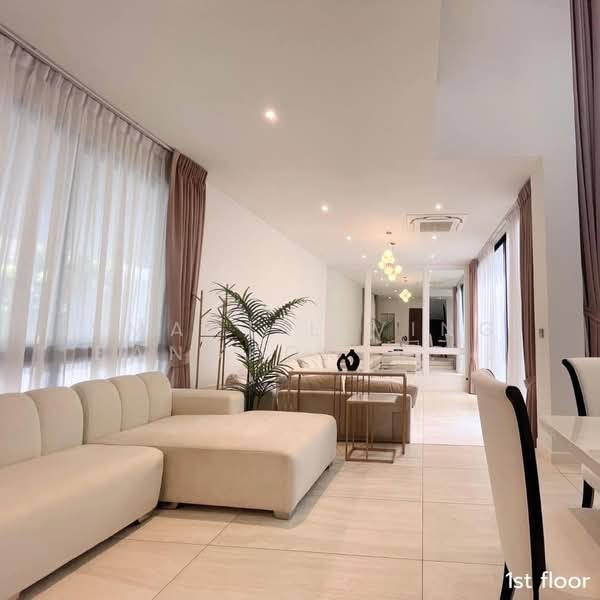 BuGaan Krungthep Kreetha, Bangkok, 109 15 Soi Krungthep Kreetha, Hua Mak, Bang Kapi, Bangkok, 4 Bedrooms, 430 sqm, Single Detached House For Rent, by Smart Living Bangkok Co.,Ltd., 500248924 - DDproperty.com