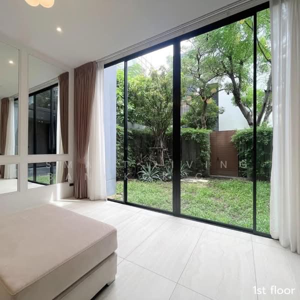 BuGaan Krungthep Kreetha, Bangkok, 109 15 Soi Krungthep Kreetha, Hua Mak, Bang Kapi, Bangkok, 4 Bedrooms, 430 sqm, Single Detached House For Rent, by Smart Living Bangkok Co.,Ltd., 500248924 - DDproperty.com