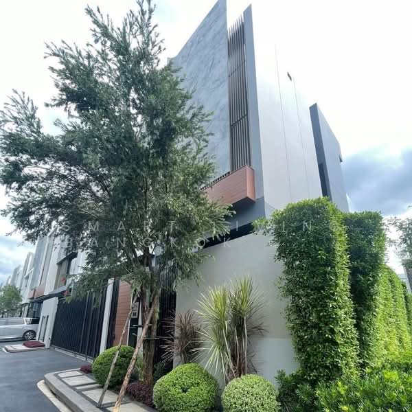 BuGaan Krungthep Kreetha, Bangkok, 109 15 Soi Krungthep Kreetha, Hua Mak, Bang Kapi, Bangkok, 4 Bedrooms, 430 sqm, Single Detached House For Rent, by Smart Living Bangkok Co.,Ltd., 500248924 - DDproperty.com