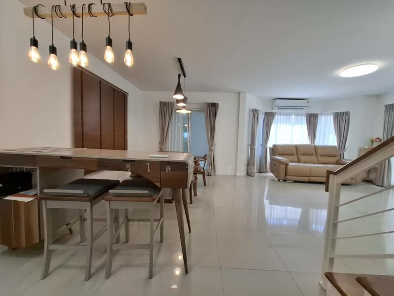 Chaiyapruek Sathorn-Pinklao, Nonthaburi, Ratchaphruek Road, Mahasawat, Bang Kruai, Nonthaburi, 4 Bedrooms, 150 sqm, Single Detached House For Sale, by วิไลวรรณ, 500248926 - DDproperty.com