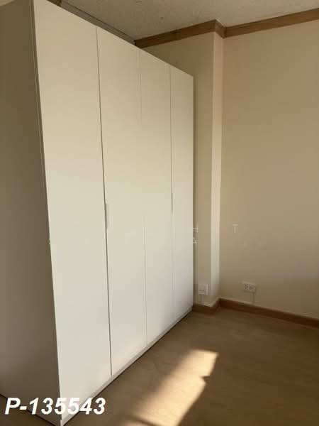 Srivara Mansion 2, Bangkok, Din Daeng, Din Daeng, Bangkok, Studio, 40 sqm, Condo For Rent, by Nichaphat Sakunchayapha, 500248928 - DDproperty.com