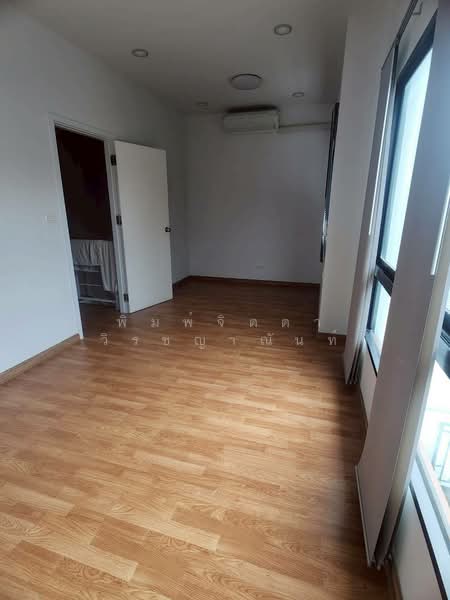 J Town Exclusive Rangsit - Klong 1, Pathum Thani, Rangsit-Nakhon Nayok Canal Road, Prachathipat, Thanyaburi, Pathum Thani, 4 Bedrooms, 72 sqm, Townhouse For Sale, by พิมพ์จิตตา วิรชญาณันท์, 500248943 - DDproperty.com